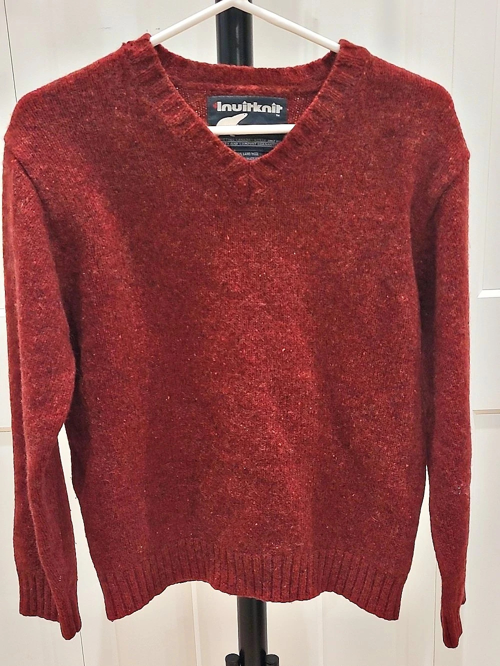 Inuit Knit 100% Wool Burgundy Crewneck Sweater